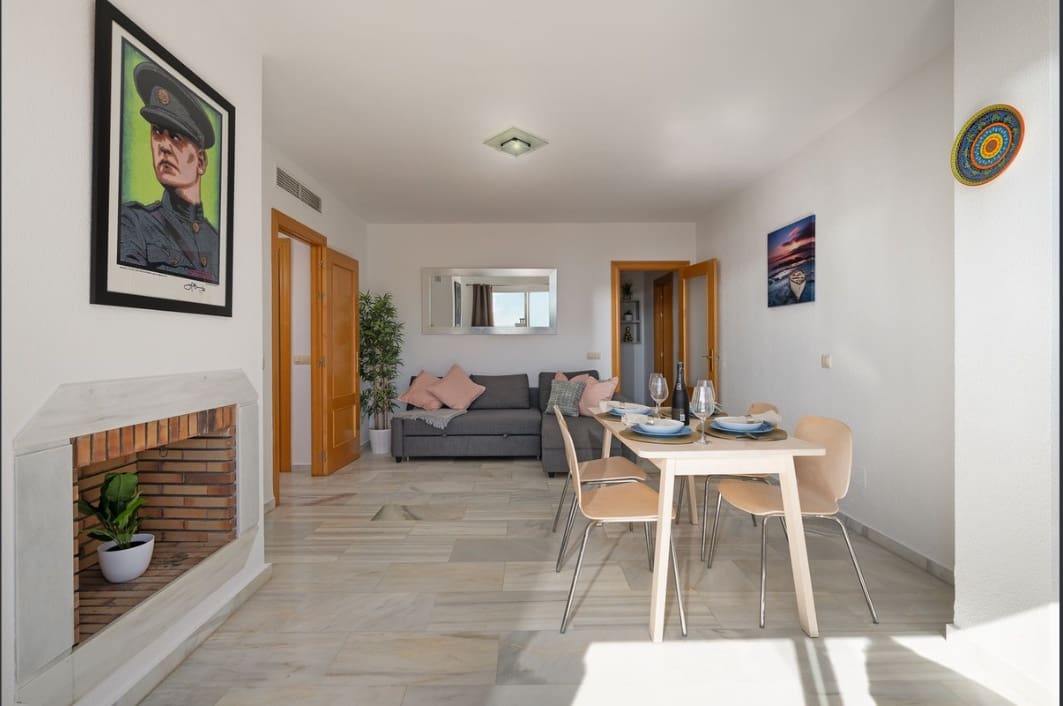 2 makuuhuone Kattohuoneisto myytävänä paikassa Riviera del Sol - 375 000 € (Ref: 9473336)