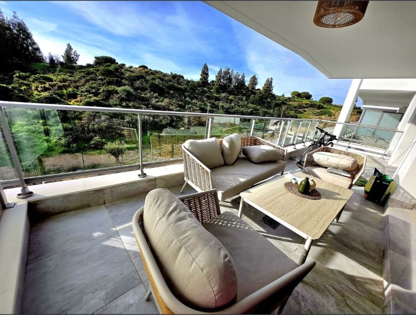 2 soveværelse Lejlighed til salg i Mijas Costa med swimmingpool - € 425.000 (Ref: 9473384)