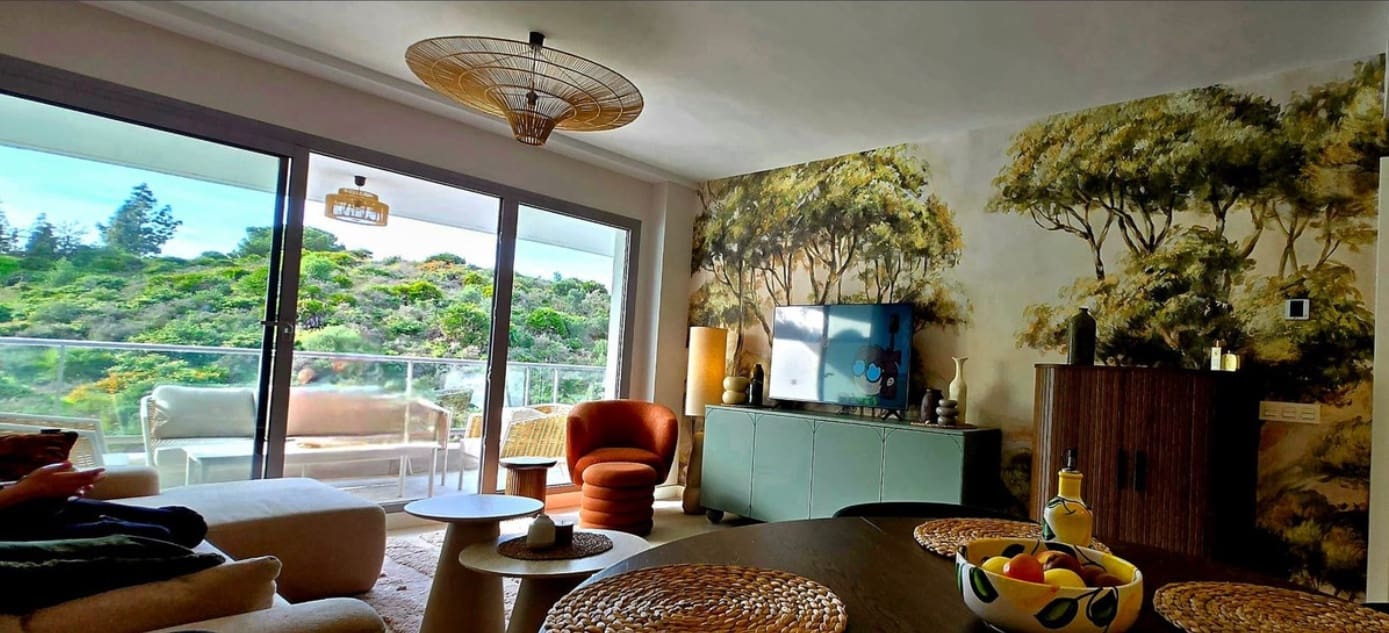 2 soveværelse Lejlighed til salg i Mijas Costa med swimmingpool - € 425.000 (Ref: 9473384)