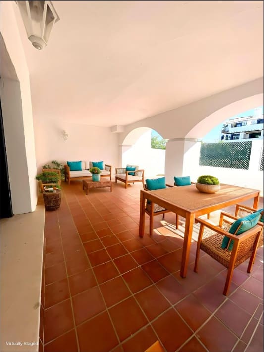 2 slaapkamer Appartement te koop in San Pedro de Alcantara met zwembad garage - € 450.000 (Ref: 9474117)