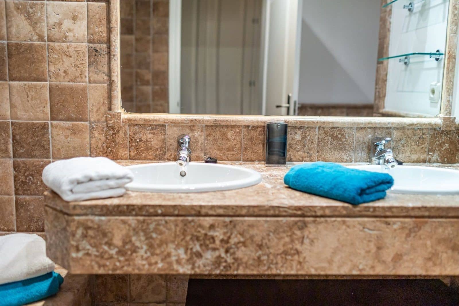 2 makuuhuone Huoneisto myytävänä paikassa Benahavis mukana uima-altaan 
autotalli - 450 000 € (Ref: 9474125)