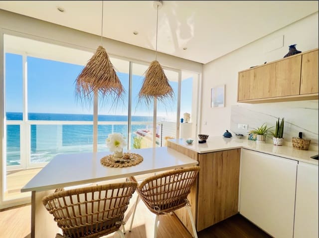 2 bedroom Apartment for sale in Calahonda, Mijas with pool - € 449,000 (Ref: 9474127)