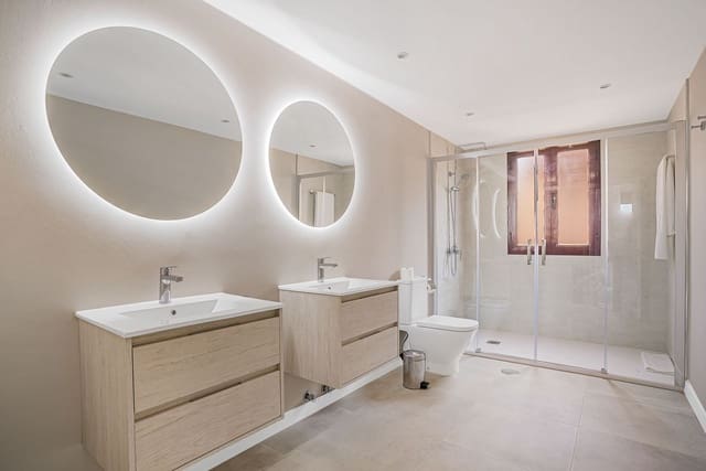 3 slaapkamer Penthouse te koop in El Paraiso, Estepona met zwembad garage - € 440.000 (Ref: 9474376)