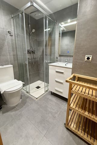 2 soveværelse Lejlighed til salg i Mijas Costa, Mijas med swimmingpool - € 385.000 (Ref: 9474422)