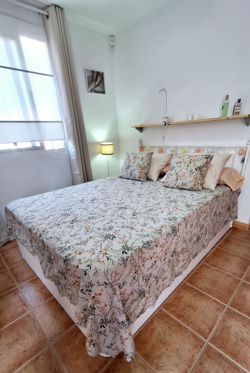 Casa de 3 habitaciones en Manilva en venta con piscina - 290.000 € (Ref: 9474861)