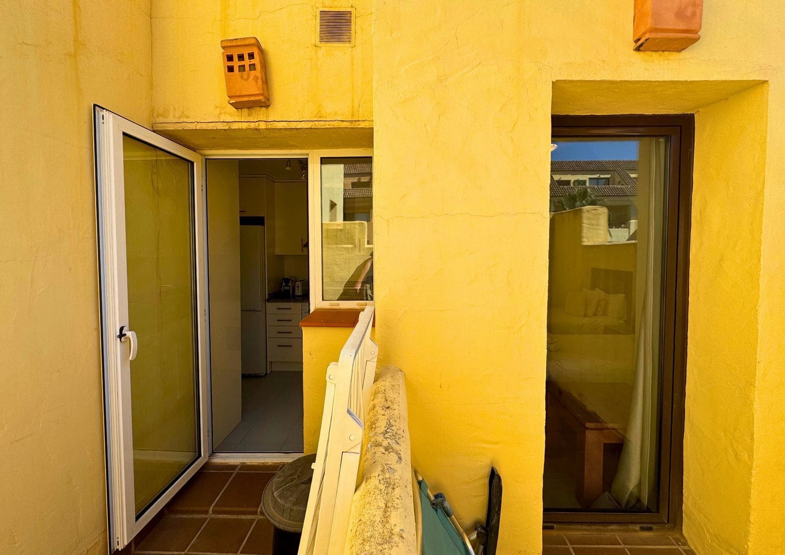 2 sypialnia Penthouse na sprzedaż w La Duquesa / Puerto de la Duquesa z basenem garażem - 223 000 € (Ref: 9474866)