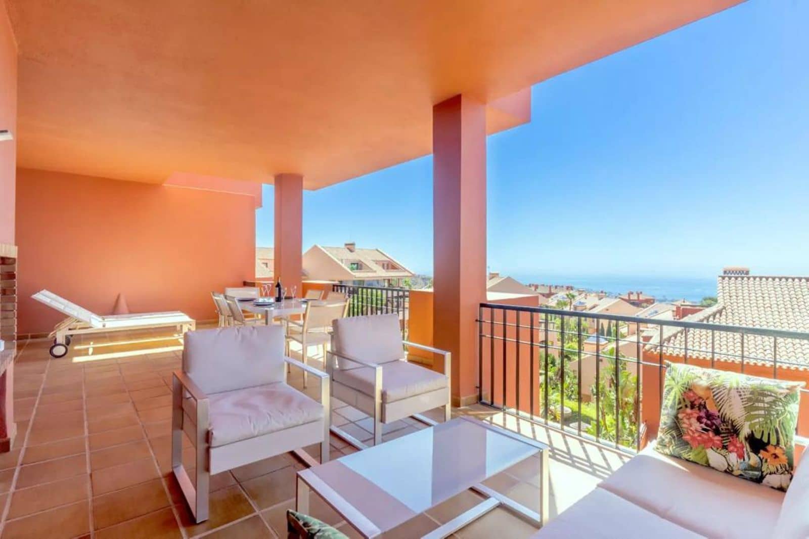 2 sovrum Lägenhet till salu i Calahonda med pool garage - 447 500 € (Ref: 9475464)