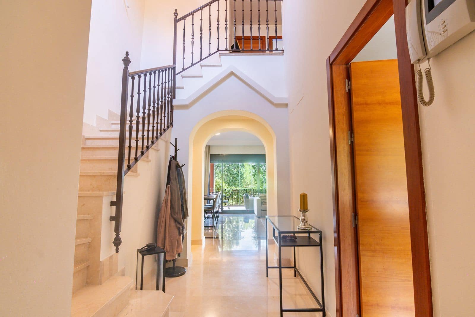 3 quarto Casa em Banda para venda em Estepona com piscina garagem - 470 000 € (Ref: 9475465)