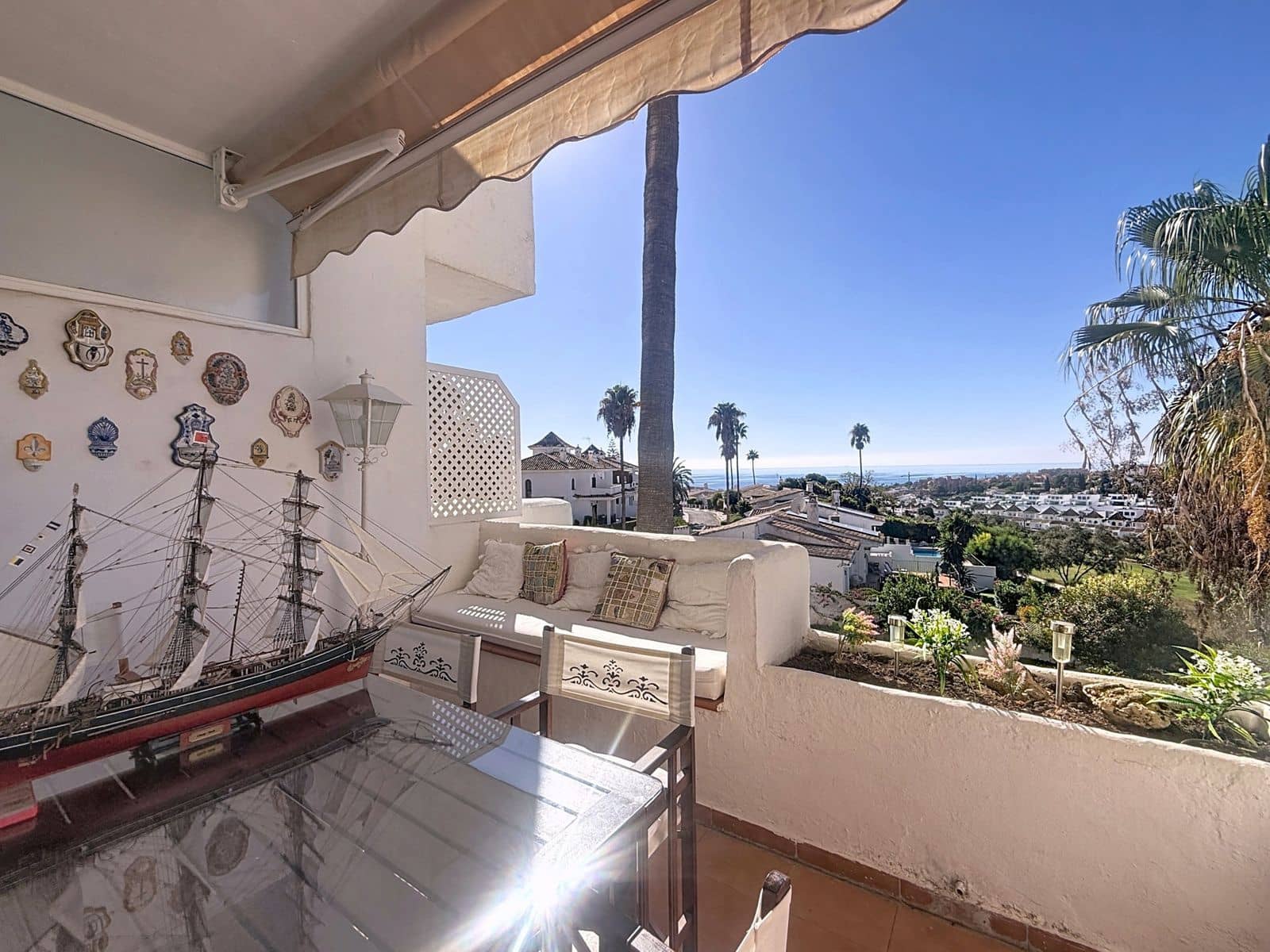 2 Zimmer Apartment zu verkaufen in La Duquesa / Puerto de la Duquesa mit Pool - 400.000 € (Ref: 9475466)