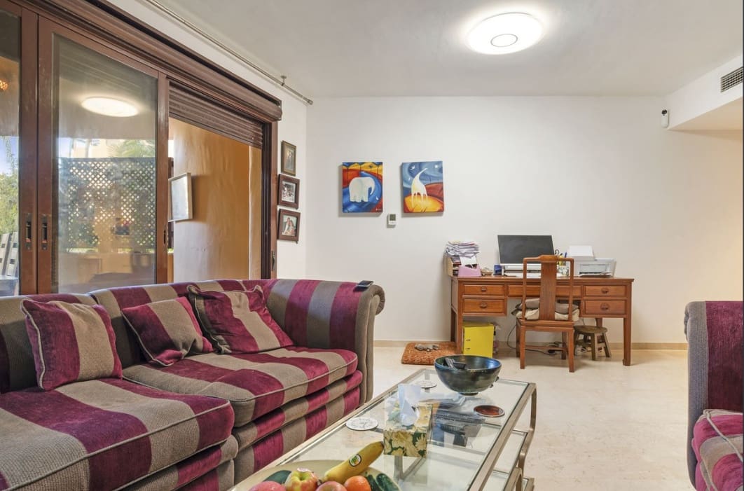 Apartamento de 2 habitaciones en Costalita en venta con piscina garaje - 475.000 € (Ref: 9475490)