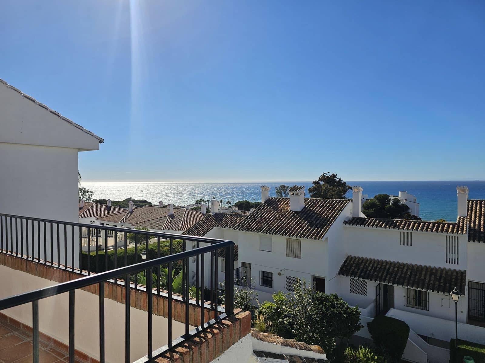 4 bedroom Apartment for sale in Riviera del Sol with pool - € 379,500 (Ref: 9475493)