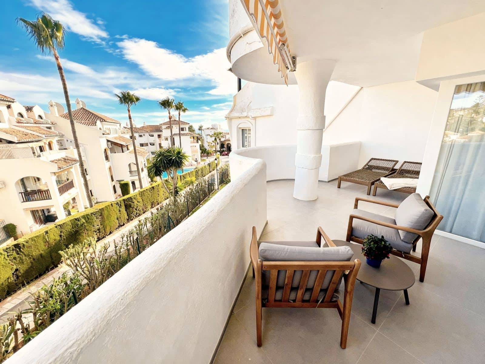 2 slaapkamer Appartement te koop in Calahonda met zwembad garage - € 468.000 (Ref: 9475494)