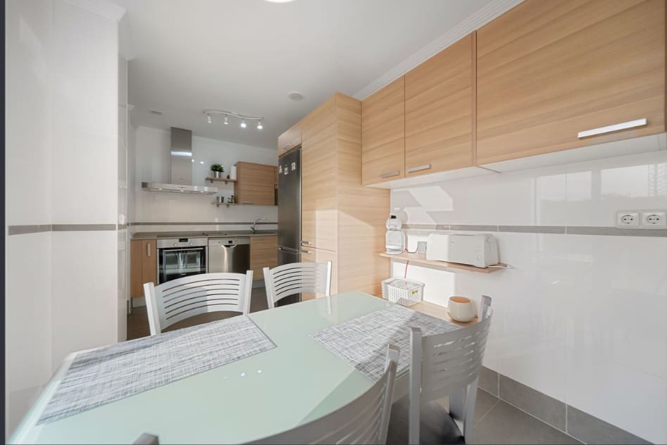 2 Zimmer Apartment zu verkaufen in Casares mit Pool Garage - 365.000 € (Ref: 9475500)