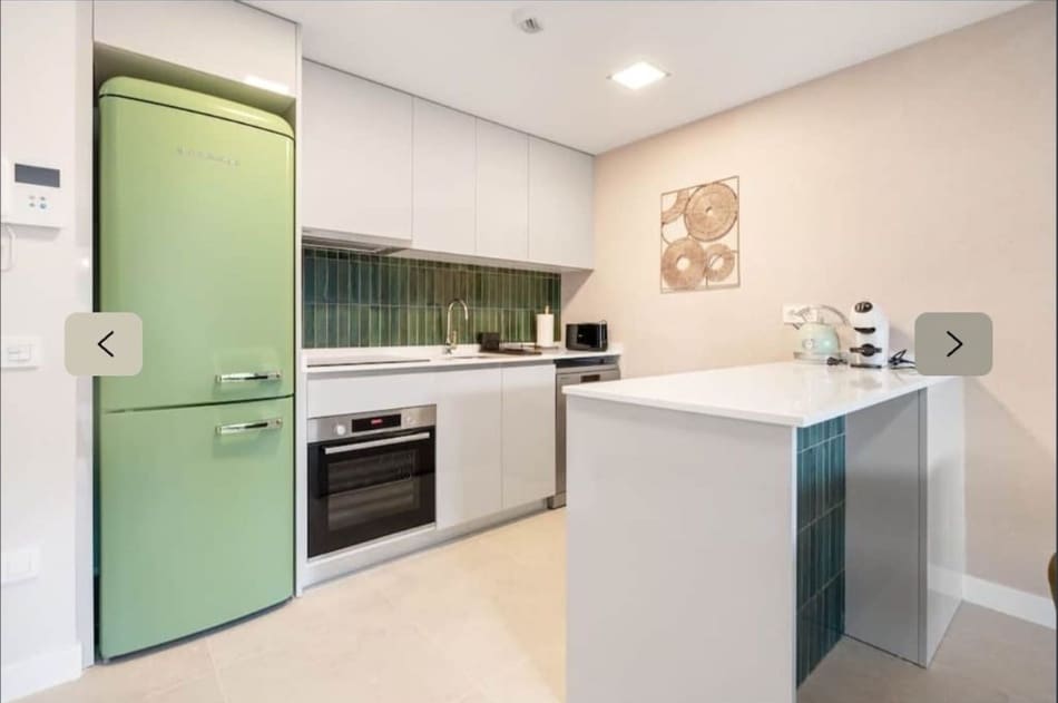 2 bedroom Apartment for sale in Mijas Costa with pool - € 425,000 (Ref: 9475502)