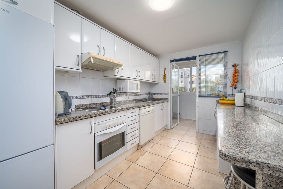 2 soverom Leilighet til salgs i La Cala de Mijas med svømmebasseng - € 375 000 (Ref: 9475503)