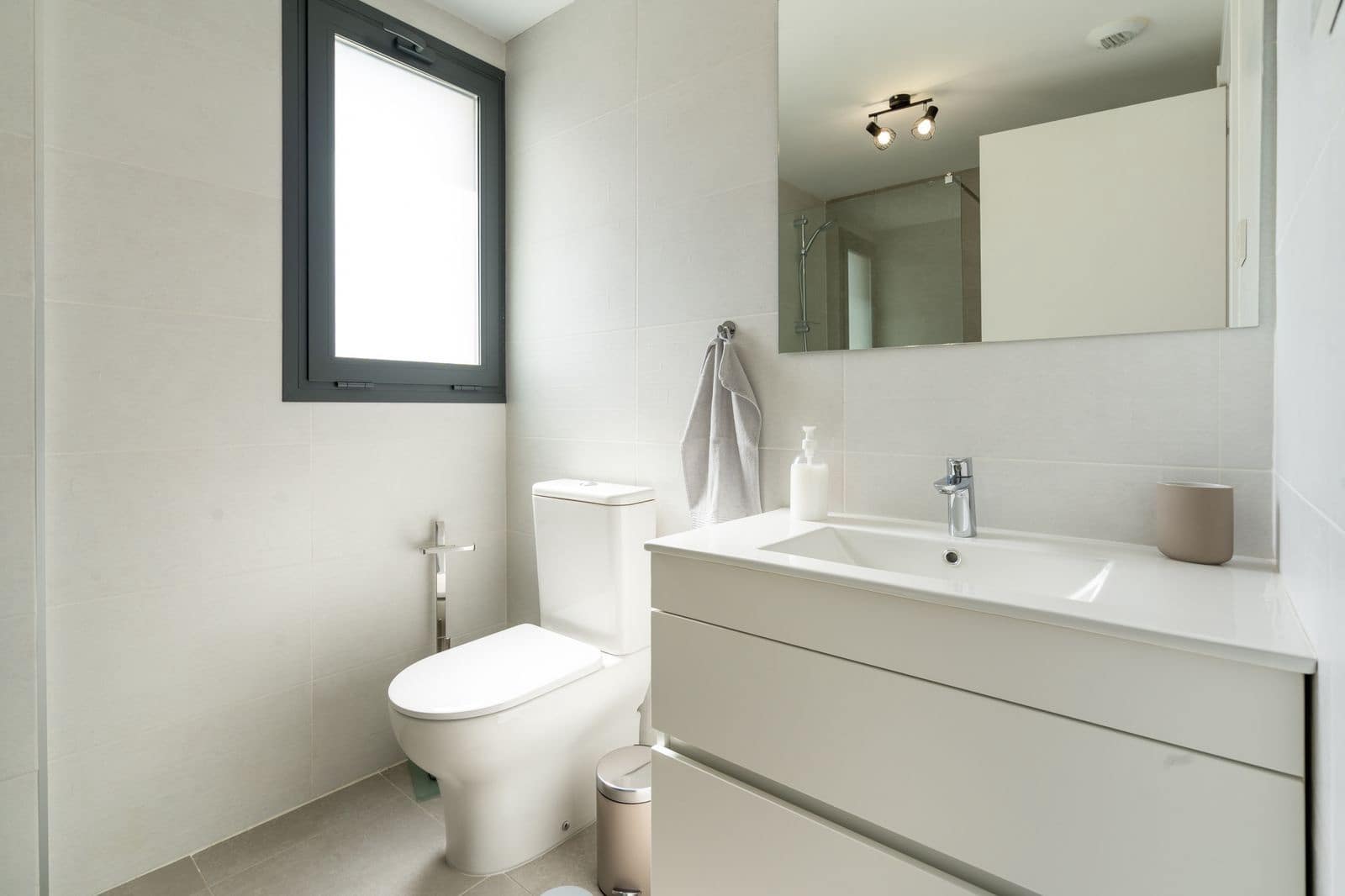 3 slaapkamer Appartement te koop in La Cala de Mijas met zwembad garage - € 395.000 (Ref: 9476047)