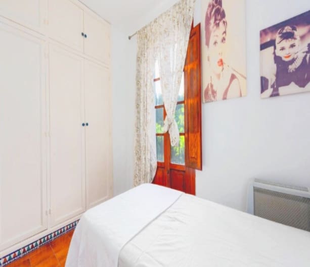 2 makuuhuone Huoneisto myytävänä paikassa La Duquesa / Puerto de la Duquesa mukana 
autotalli - 292 000 € (Ref: 9476049)