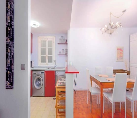 2 makuuhuone Huoneisto myytävänä paikassa La Duquesa / Puerto de la Duquesa, Manilva mukana 
autotalli - 292 000 € (Ref: 9476049)