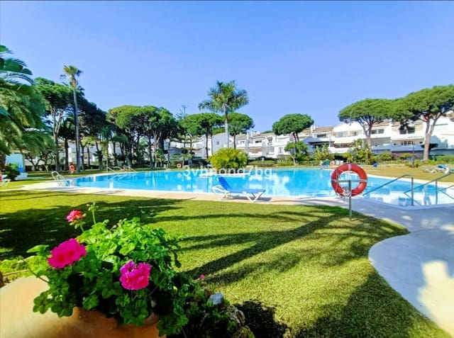 2 soverom Leilighet til salgs i Estepona med svømmebasseng garasje - € 450 000 (Ref: 9476051)