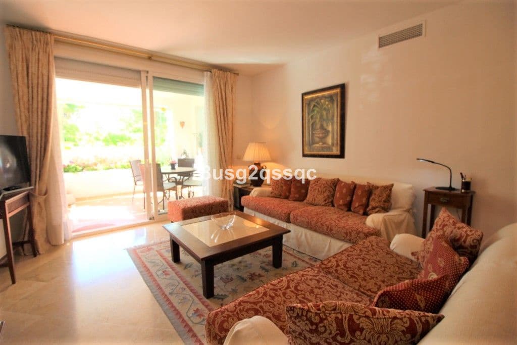 Apartamento de 2 habitaciones en Costalita en venta con piscina - 460.000 € (Ref: 9476057)