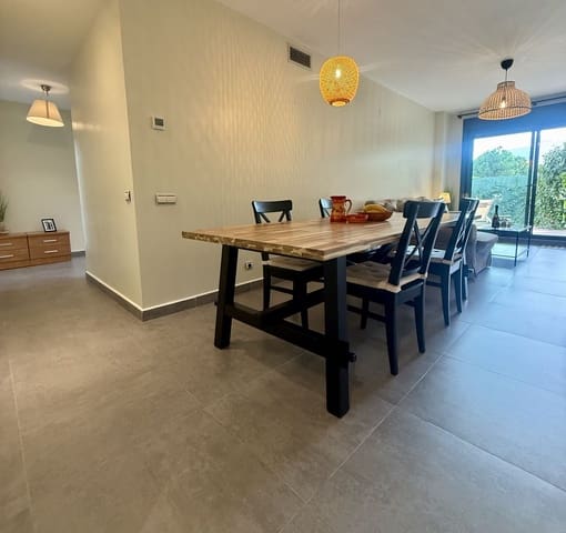 2 bedroom Apartment for sale in Mijas Costa, Mijas with pool - € 385,000 (Ref: 9476078)