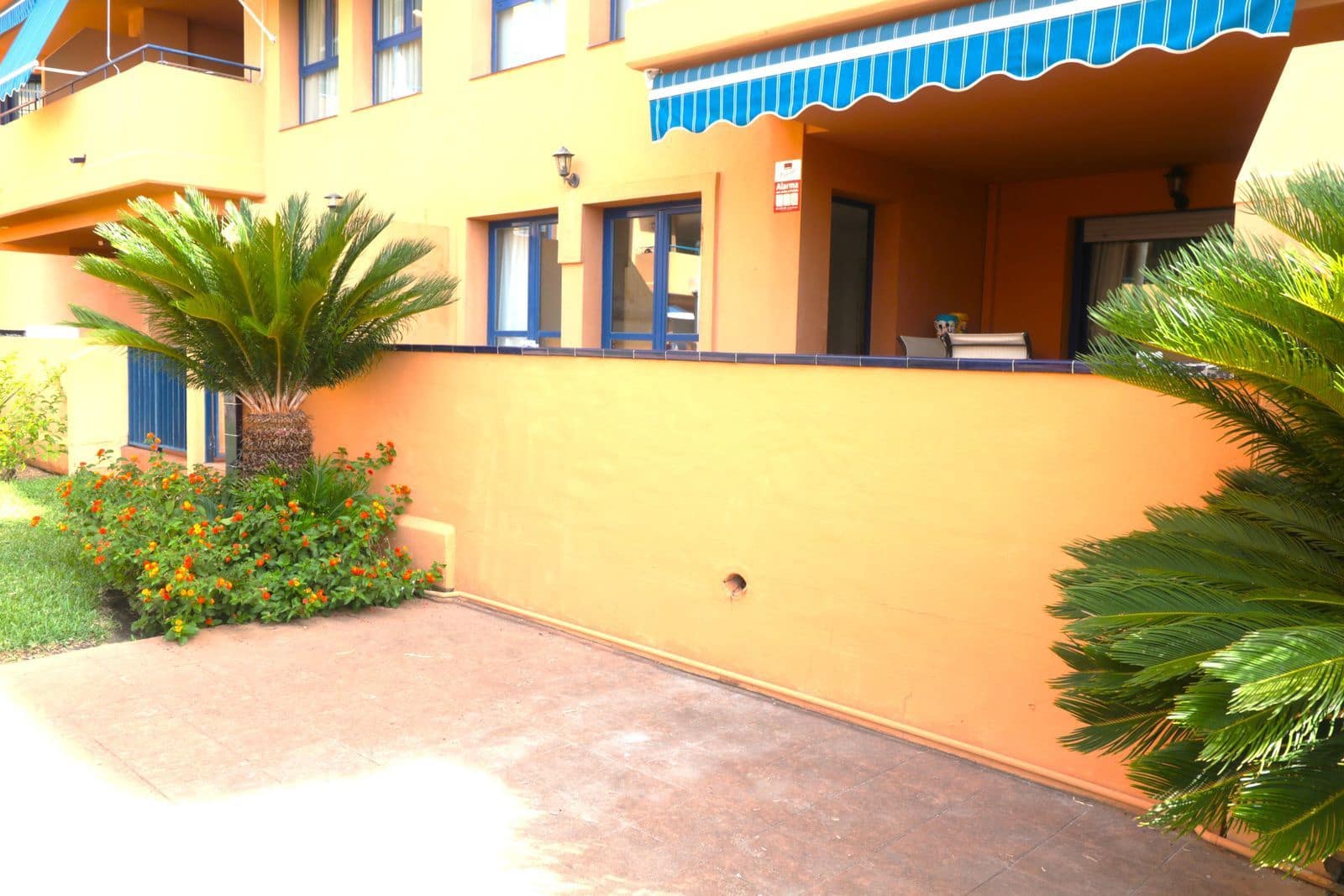 2 bedroom Apartment for sale in Manilva with pool garage - € 276,000 (Ref: 9476121)