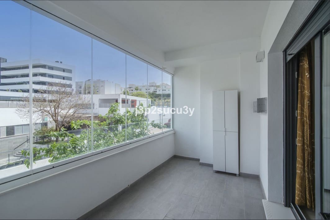 2 quarto Apartamento para venda em Estepona com piscina garagem - 370 000 € (Ref: 9478722)