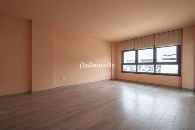 2 quarto Apartamento para venda em Estepona com piscina garagem - 370 000 € (Ref: 9478722)