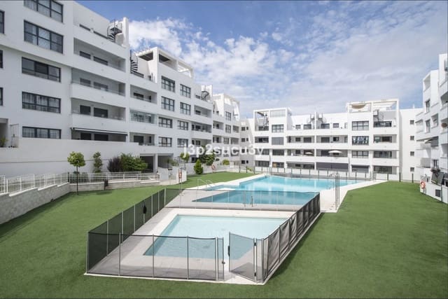 2 quarto Apartamento para venda em Estepona com piscina garagem - 370 000 € (Ref: 9478722)
