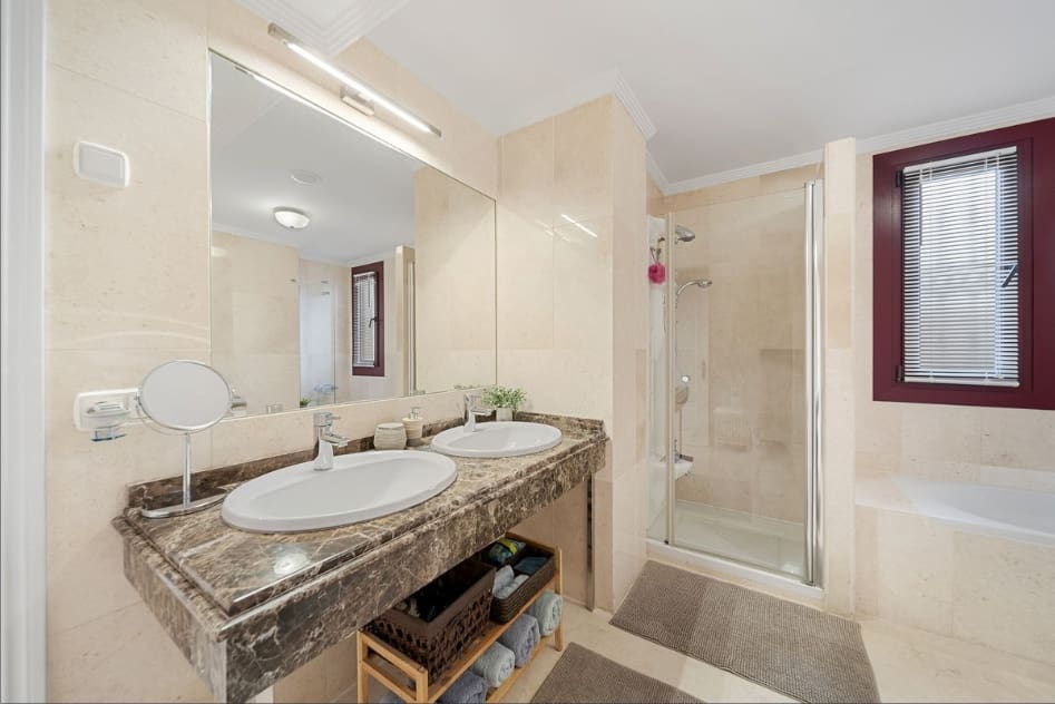 2 camera da letto Appartamento in vendita in Casares con piscina garage - 365.000 € (Rif: 9478808)