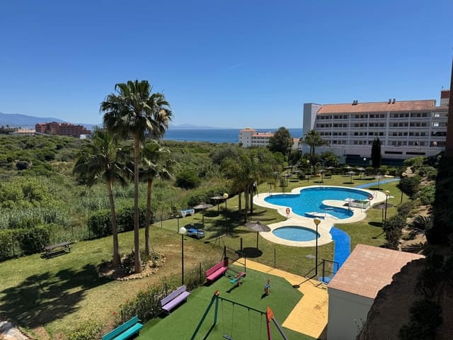 3 bedroom Penthouse for sale in Manilva with pool - € 365,000 (Ref: 9478810)
