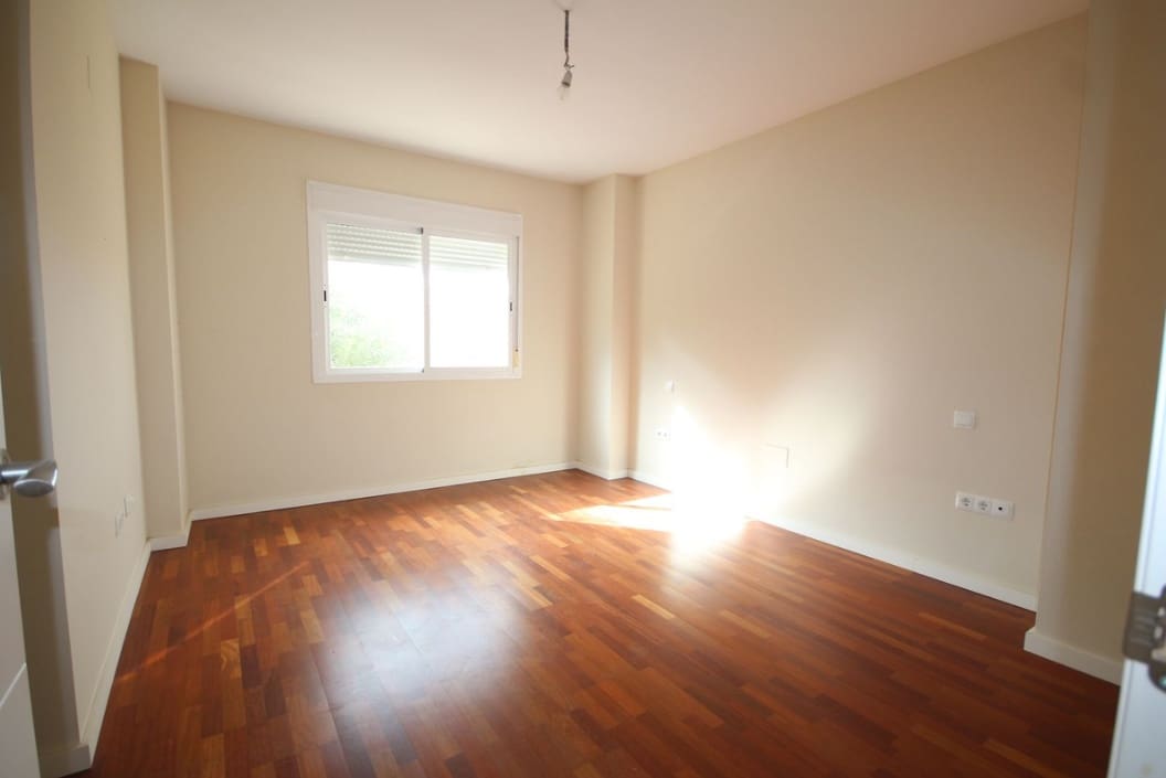 4 bedroom Townhouse for sale in Calypso with pool - € 437,000 (Ref: 9478811)