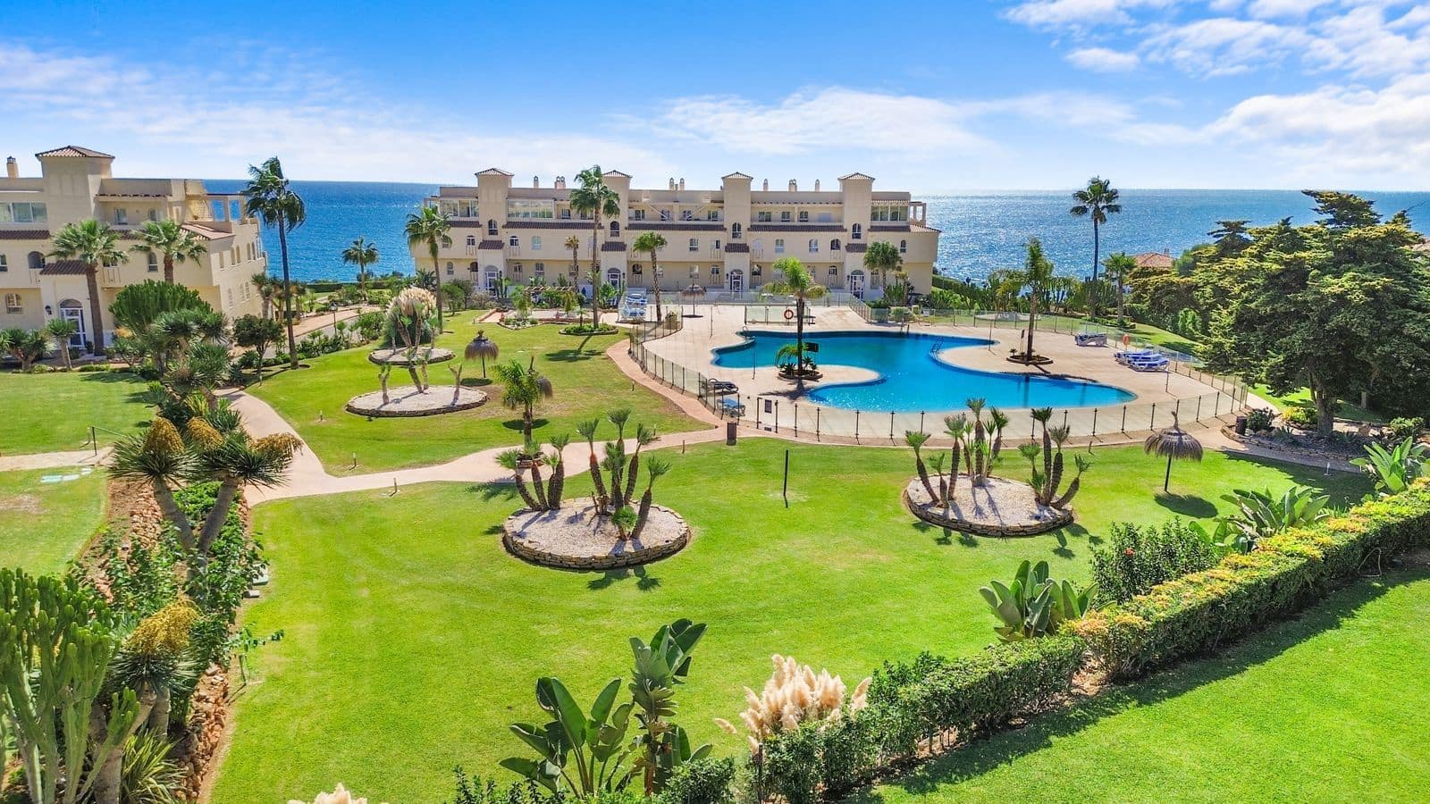 3 bedroom Apartment for sale in Puerto de la Torre with pool - € 550,000 (Ref: 9478818)