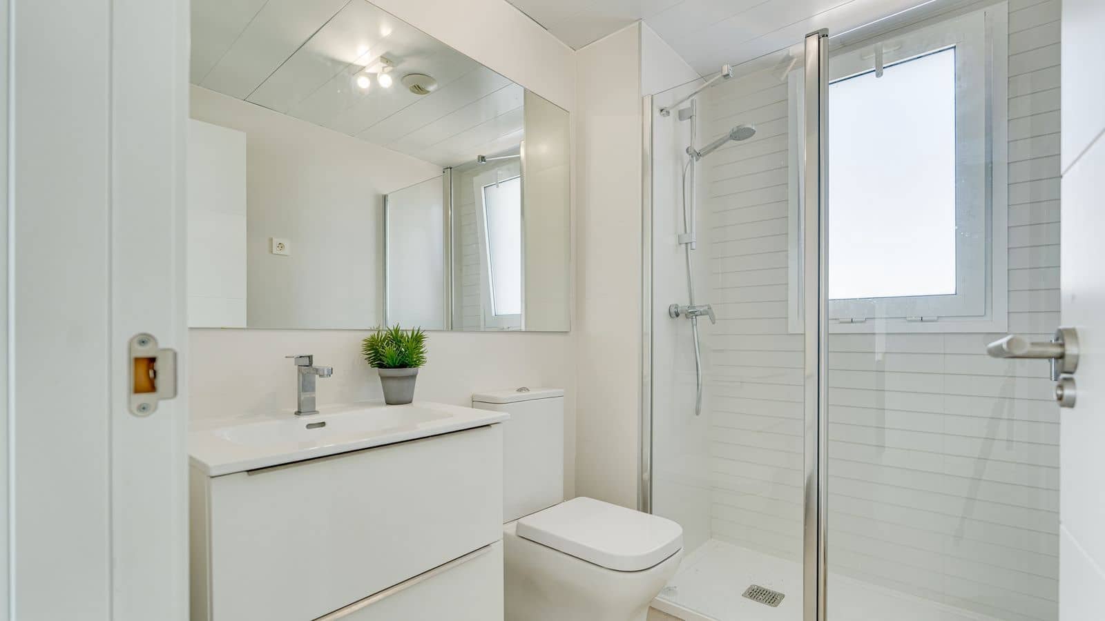 2 soverom Penthouse til salgs i Casares med svømmebasseng garasje - € 475 000 (Ref: 9478832)