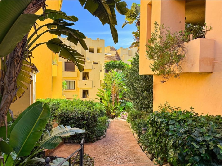 2 camera da letto Appartamento in vendita in La Duquesa / Puerto de la Duquesa con piscina garage - 334.000 € (Rif: 9478834)