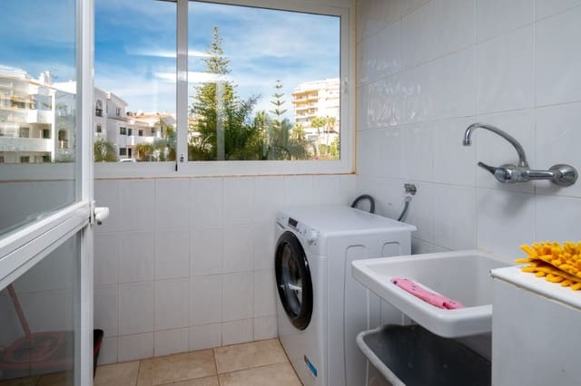 2 bedroom Apartment for sale in La Cala de Mijas, Mijas with pool - € 375,000 (Ref: 9478851)