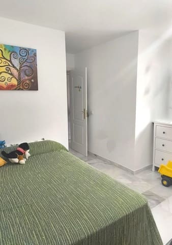 3 slaapkamer Penthouse te koop in Casares met zwembad garage - € 276.600 (Ref: 9478860)