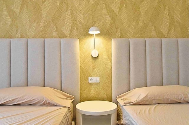 2 sypialnia Apartament na sprzedaż w Casares z basenem garażem - 395 000 € (Ref: 9478865)