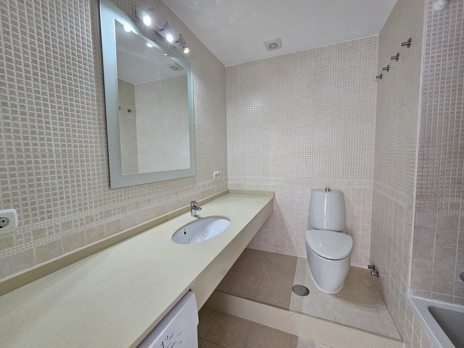 4 chambre Appartement à vendre à Riviera del Sol avec piscine - 379 500 € (Ref: 9478867)