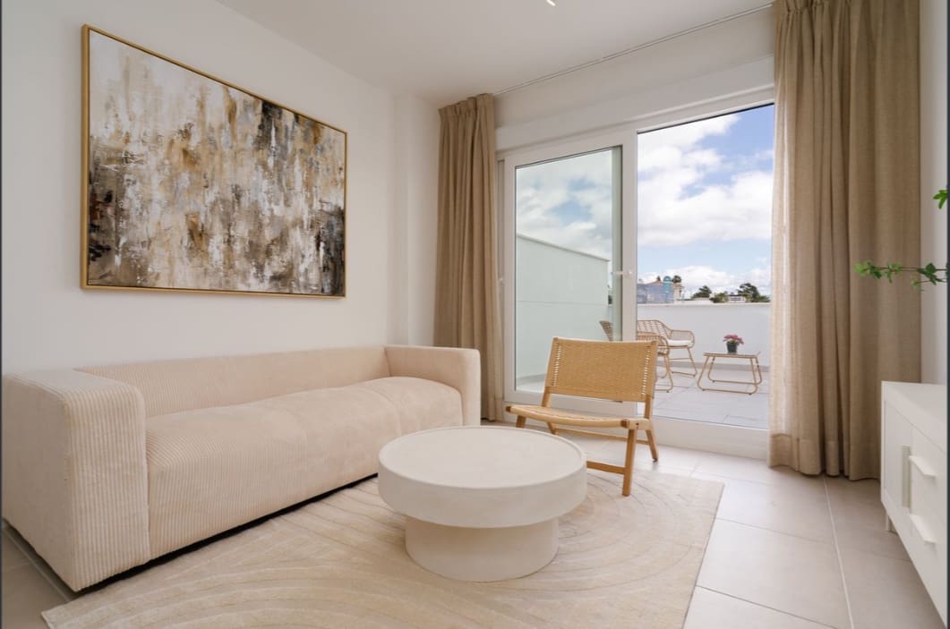 2 makuuhuone Huoneisto myytävänä paikassa Estepona mukana uima-altaan 
autotalli - 420 000 € (Ref: 9479291)