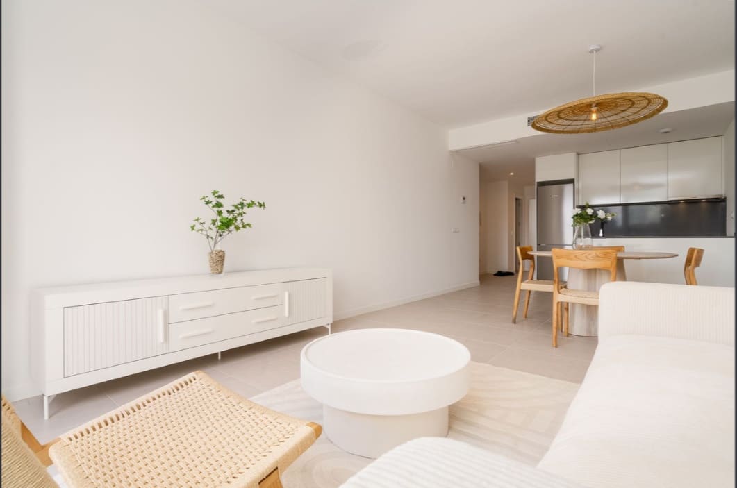 2 makuuhuone Huoneisto myytävänä paikassa Estepona mukana uima-altaan 
autotalli - 420 000 € (Ref: 9479291)