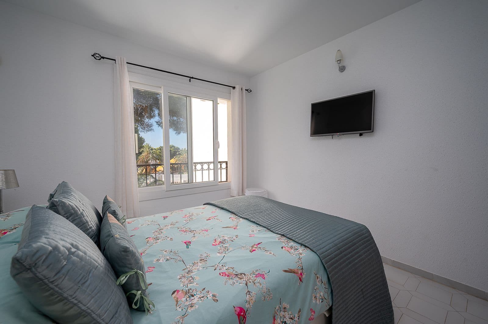Apartamento de 2 habitaciones en Málaga ciudad en venta con piscina - 359.000 € (Ref: 9481384)