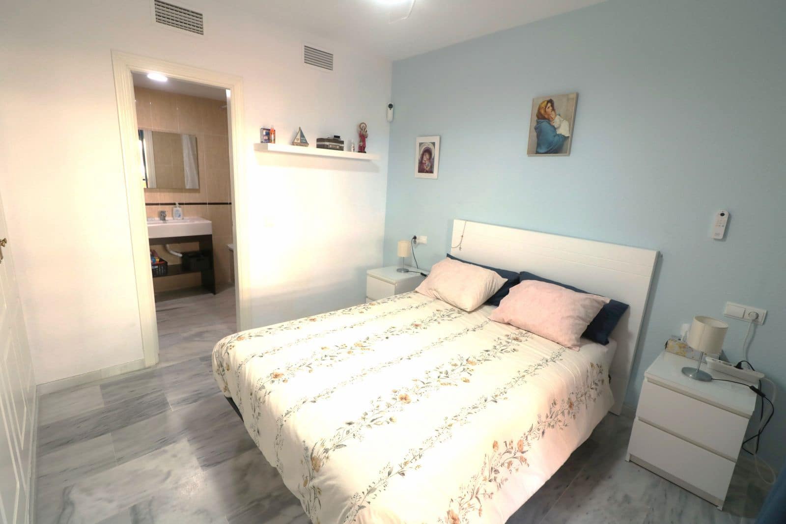 2 bedroom Apartment for sale in Manilva with pool garage - € 276,000 (Ref: 9481391)