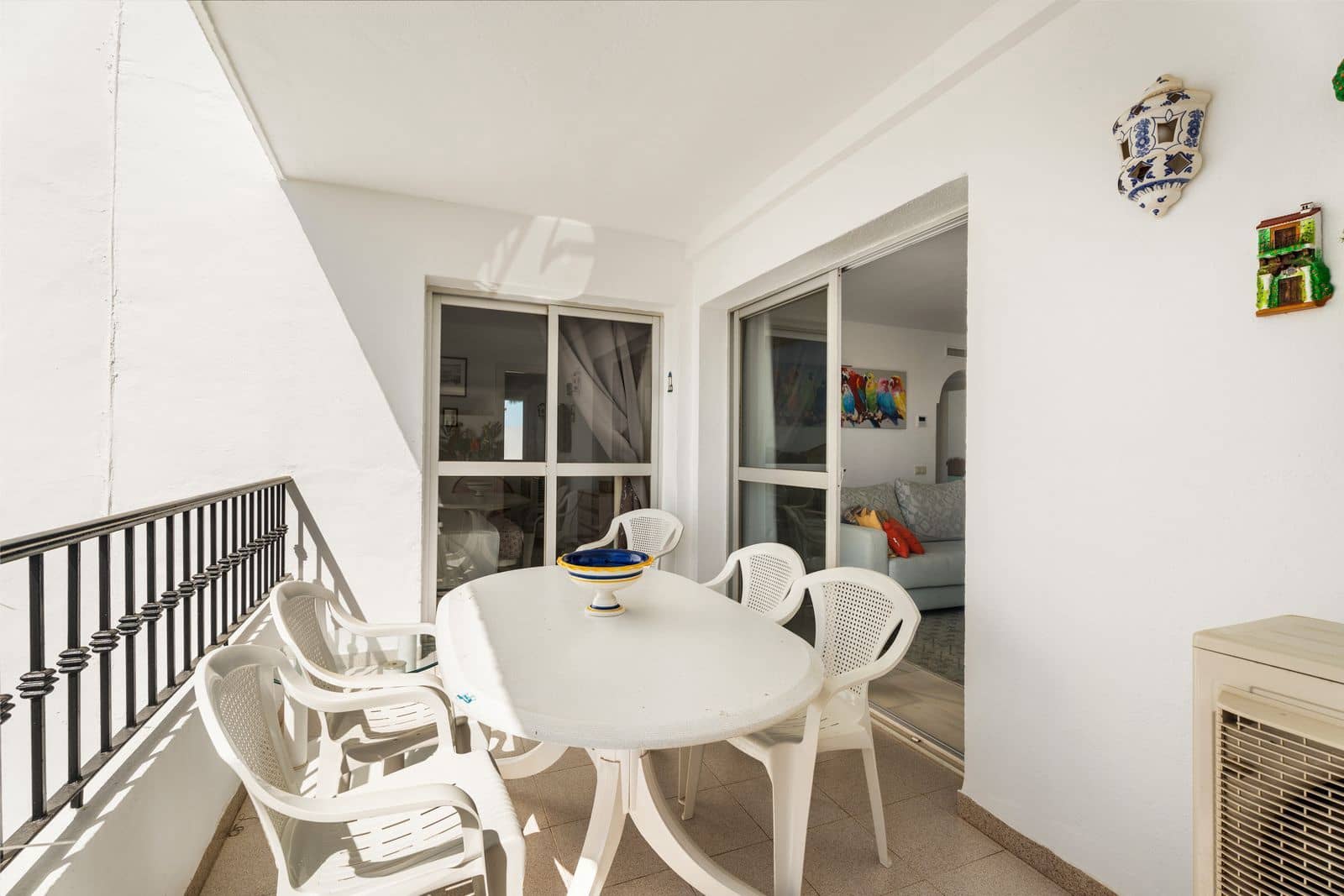 3 bedroom Apartment for sale in Riviera del Sol with pool - € 299,950 (Ref: 9481416)