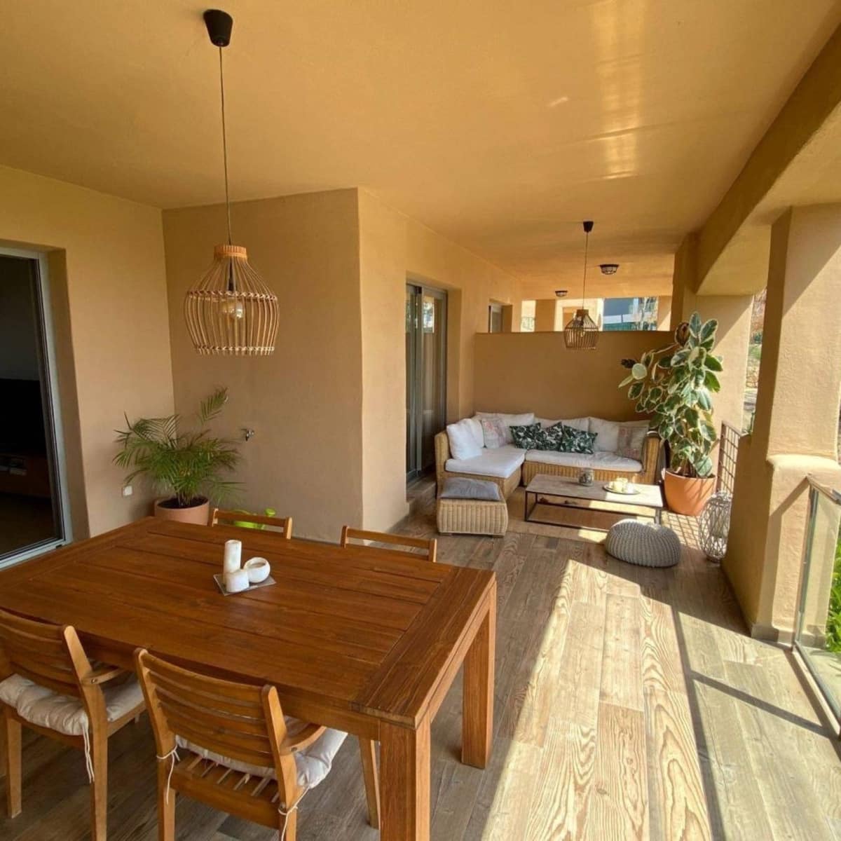 2 bedroom Apartment for sale in Estepona with pool garage - € 350,000 (Ref: 9482179)