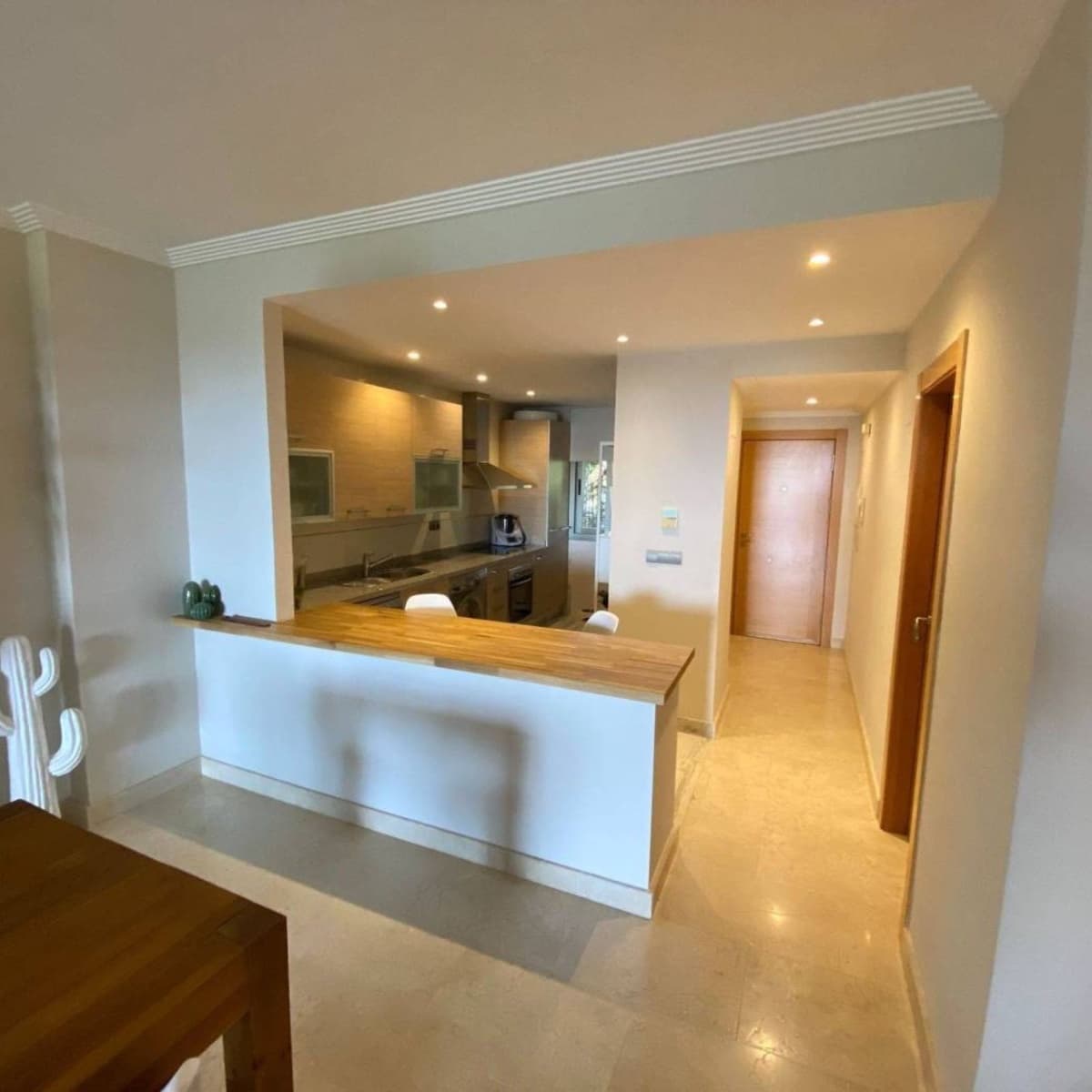 2 bedroom Apartment for sale in Estepona with pool garage - € 350,000 (Ref: 9482179)