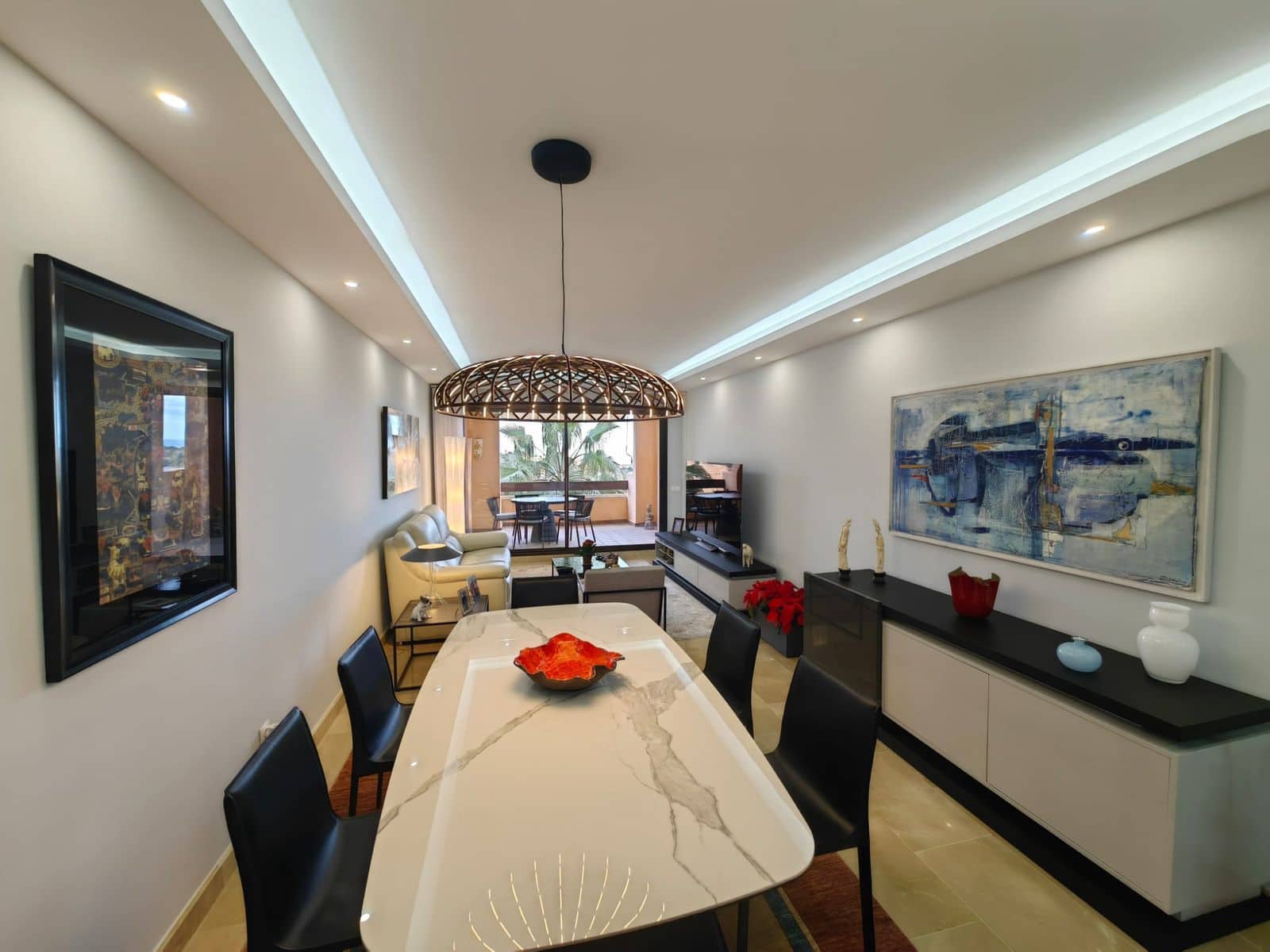 2 bedroom Apartment for sale in La Duquesa / Puerto de la Duquesa with pool garage - € 298,000 (Ref: 9482201)