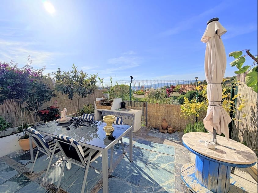 4 bedroom Apartment for sale in Casares - € 355,000 (Ref: 9482204)
