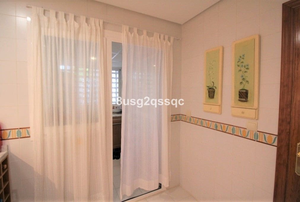 2 bedroom Apartment for sale in Costalita with pool - € 460,000 (Ref: 9497765)