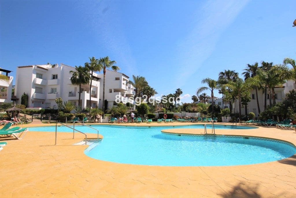 2 bedroom Apartment for sale in Costalita with pool - € 460,000 (Ref: 9497765)
